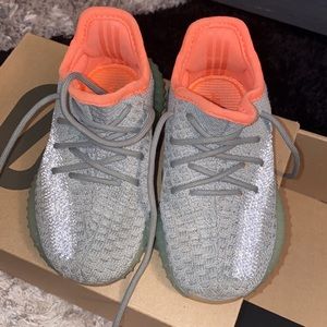 Yeezy Boost 350 toddler 6 1/2